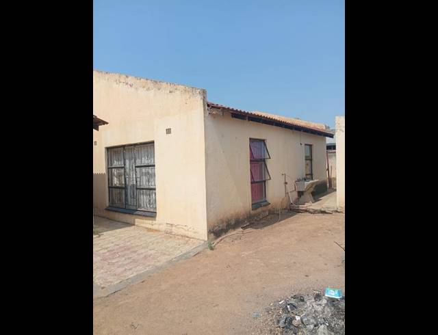3 BEDROOM HOUSE FOR SALE IN SOSHANGUVE HH